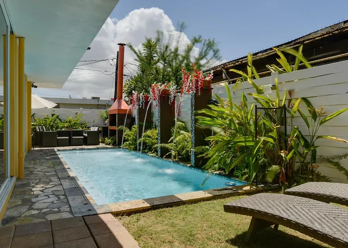 San Juan House Near Beach With Private Pool And Deck!