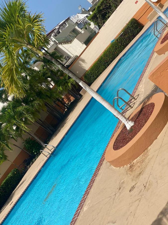 Condominio Saint Tropez Apartment *