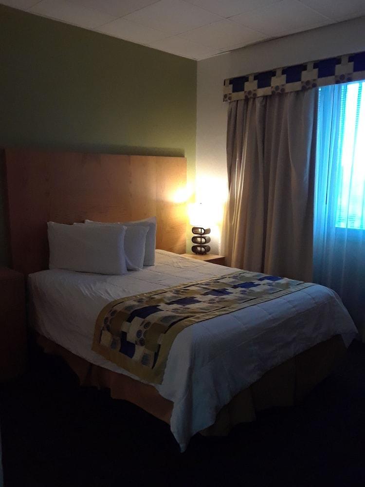 Howard Johnson By Wyndham Centro Cardiovascular Hotel San Juan