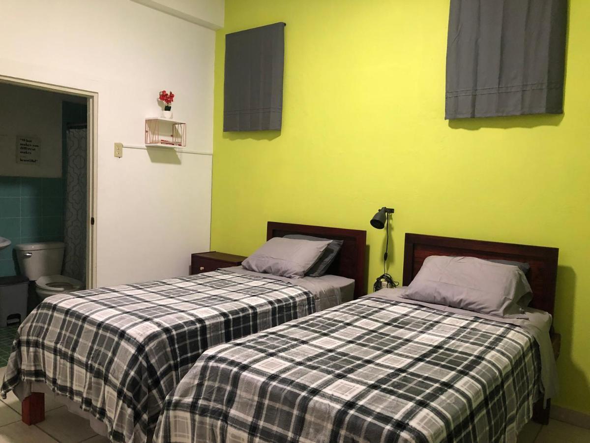 Apartment Metro Host