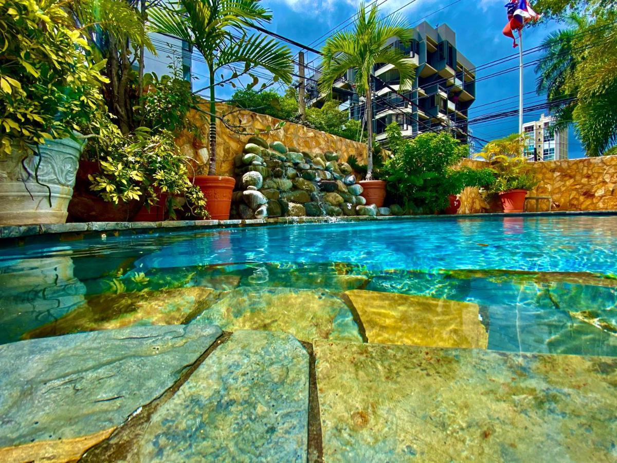 At Wind Chimes Boutique Hotel 3*