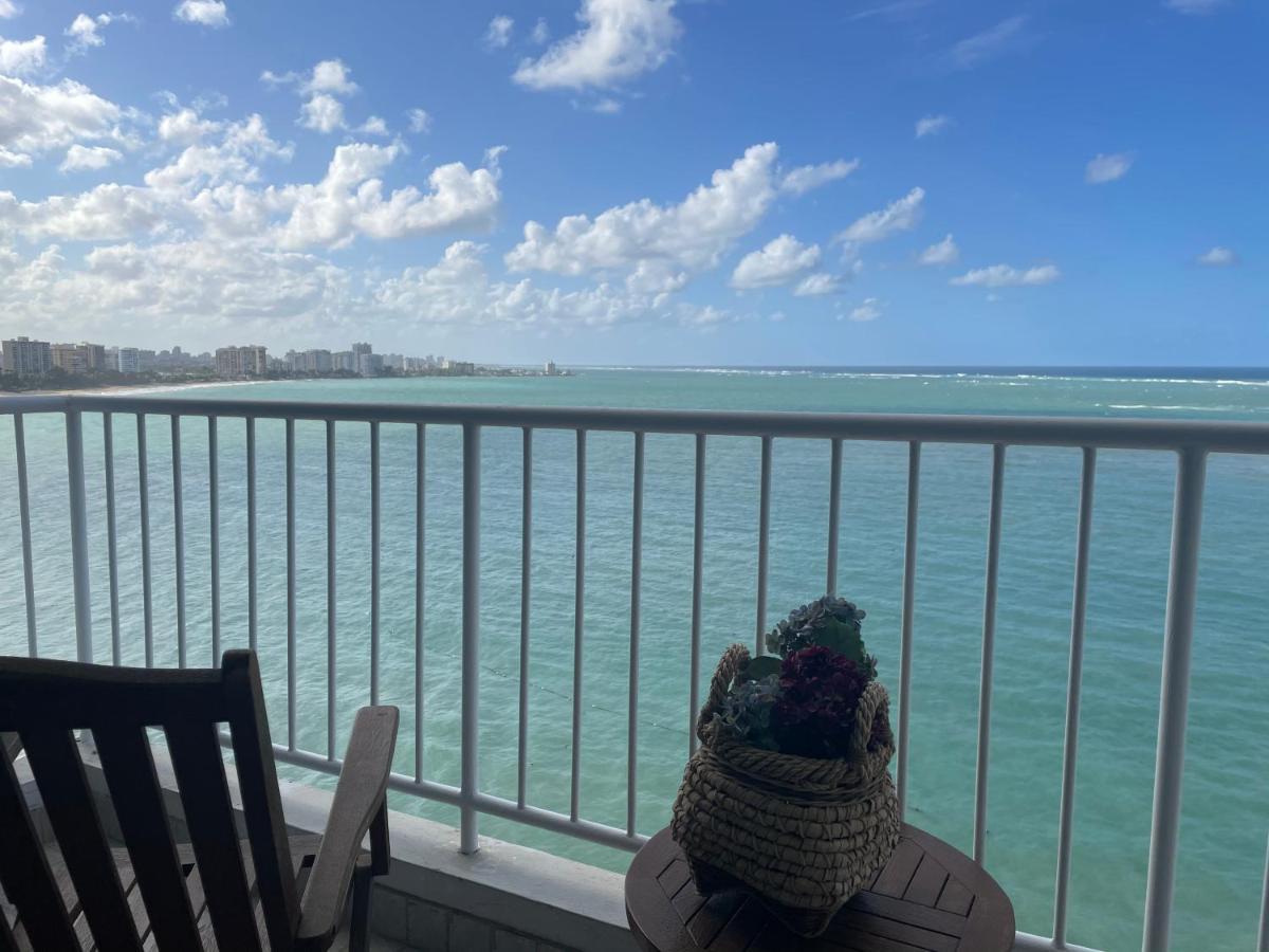 2 Bedroom 1 Bathroom Direct Beach Access Apt. * San Juan