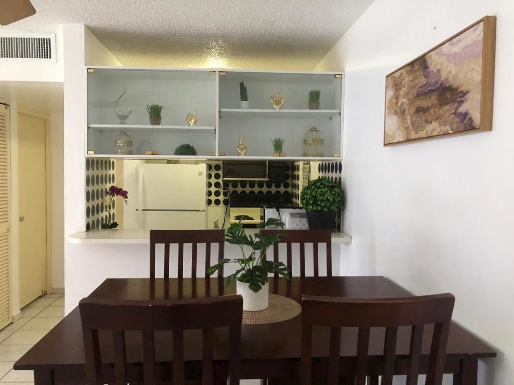 Apartment Beach Front At Marbella Del Caribe *
