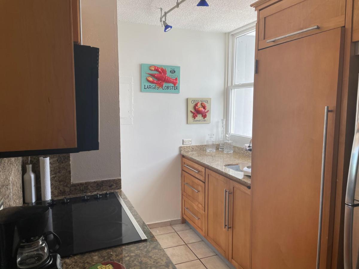 Apartment 2 Bedroom 1 Bathroom Direct Beach Access Apt. *