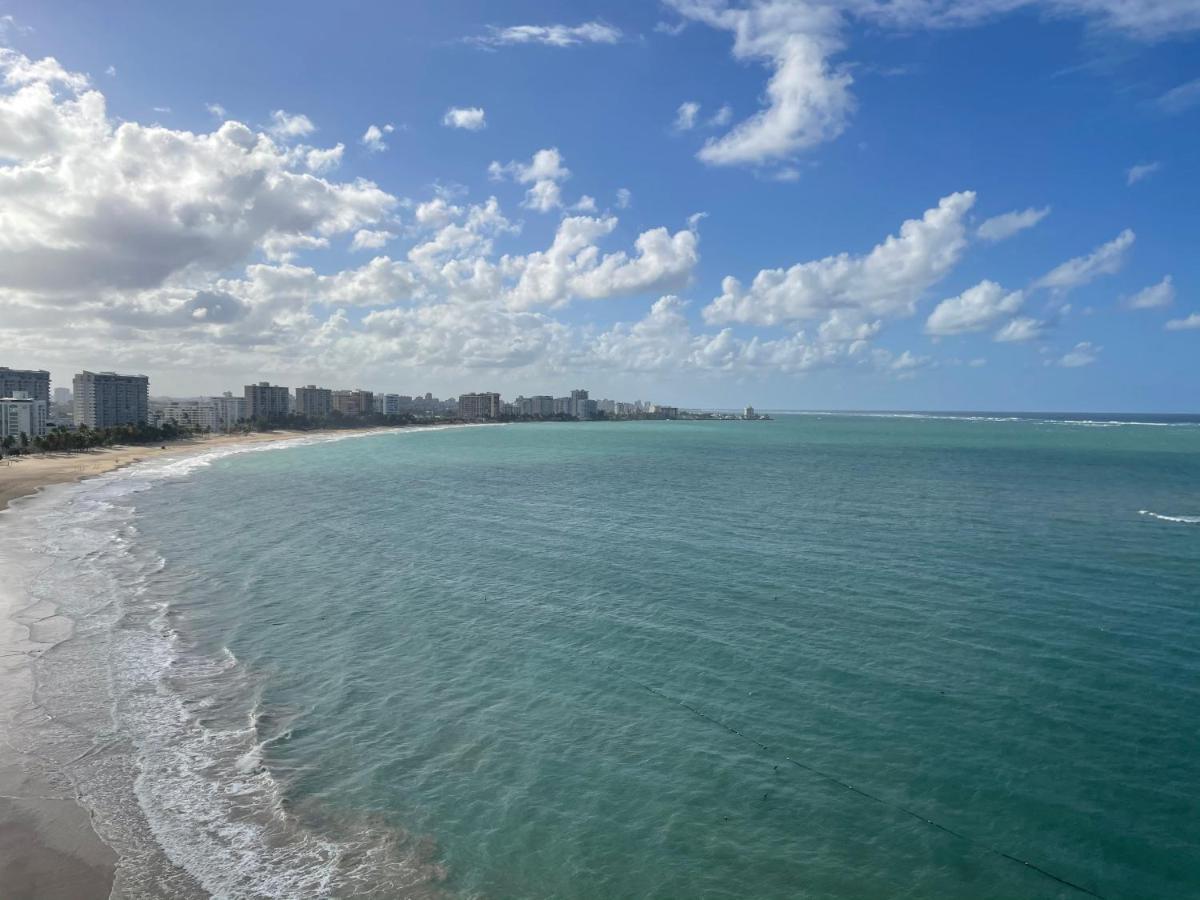 2 Bedroom 1 Bathroom Direct Beach Access Apt.