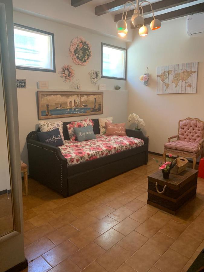 The & Vintage At Casa Of Essence In Heart Of Old Apartment *