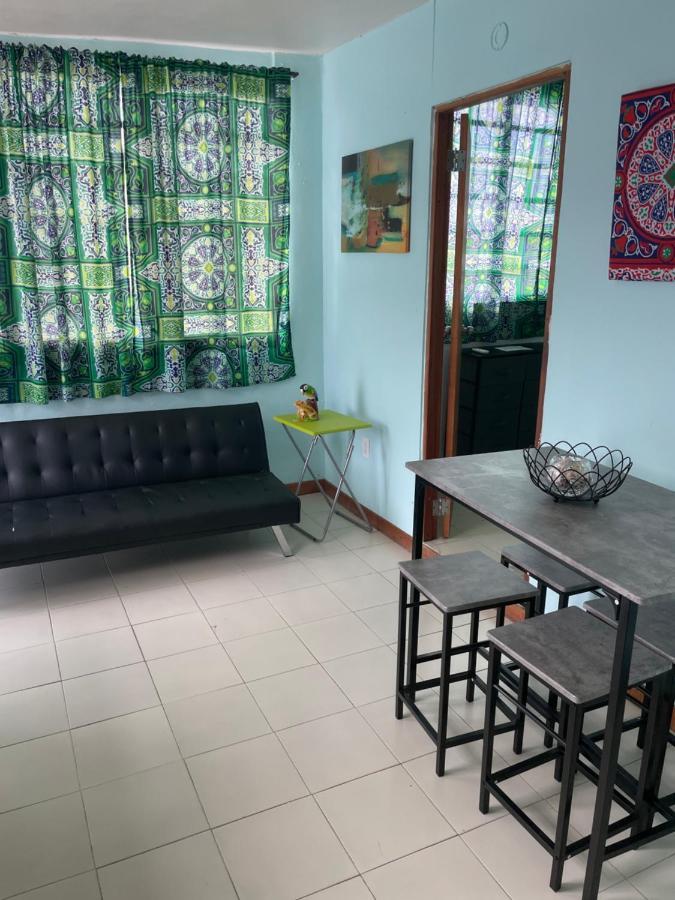 Hostel Eshta *
