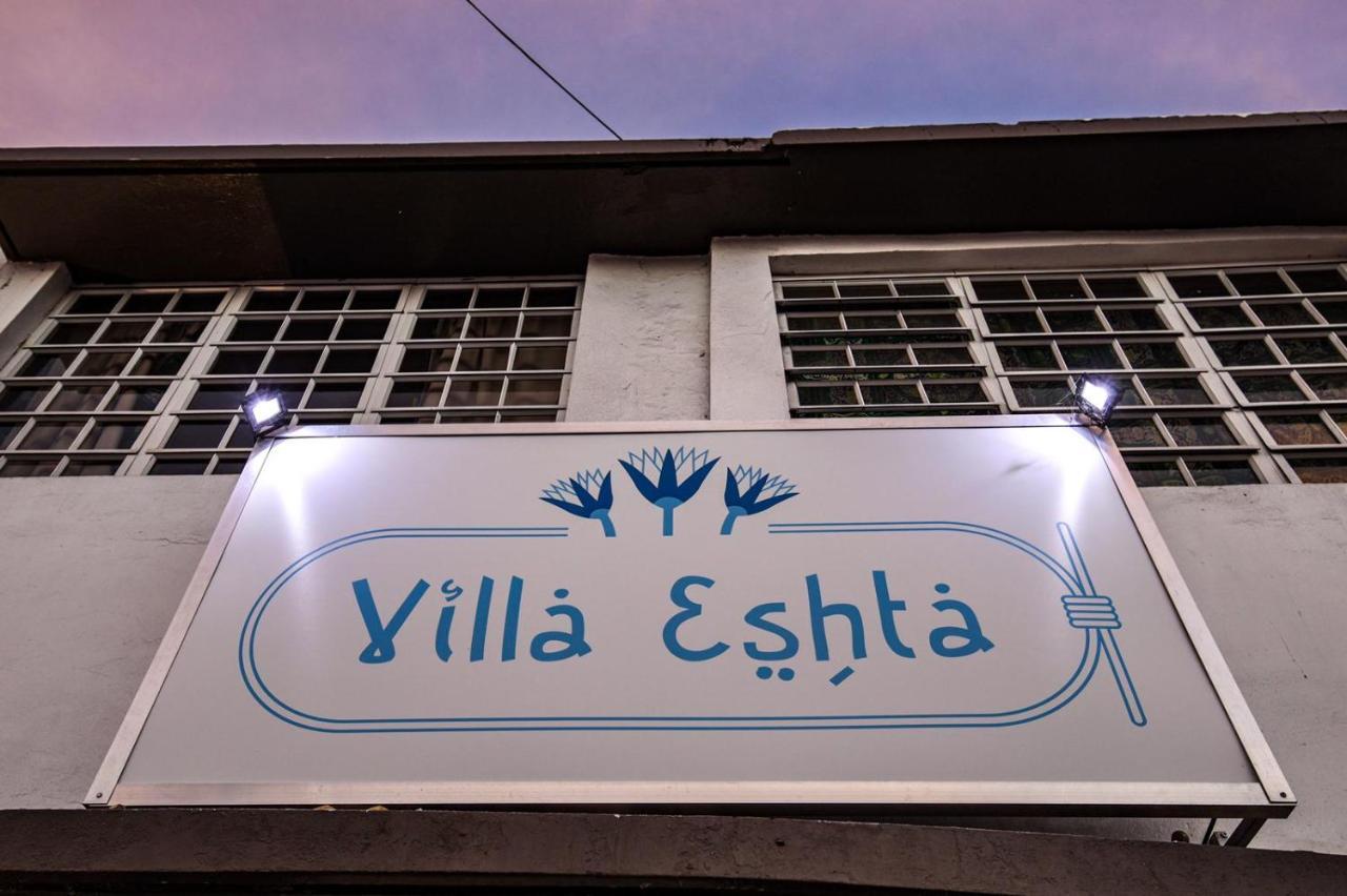 Eshta * San Juan