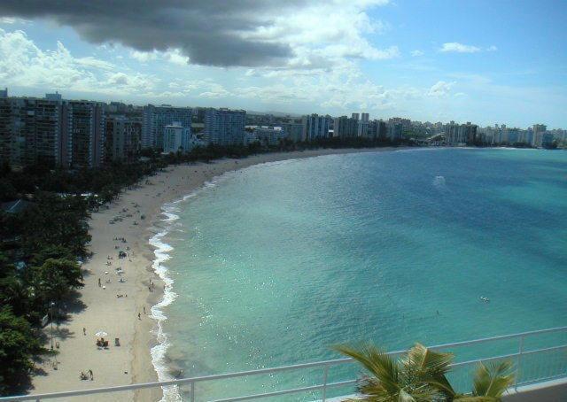 Apartment Sea Breezer Vacation Ocean Front En Condominio Playa Mar San Juan