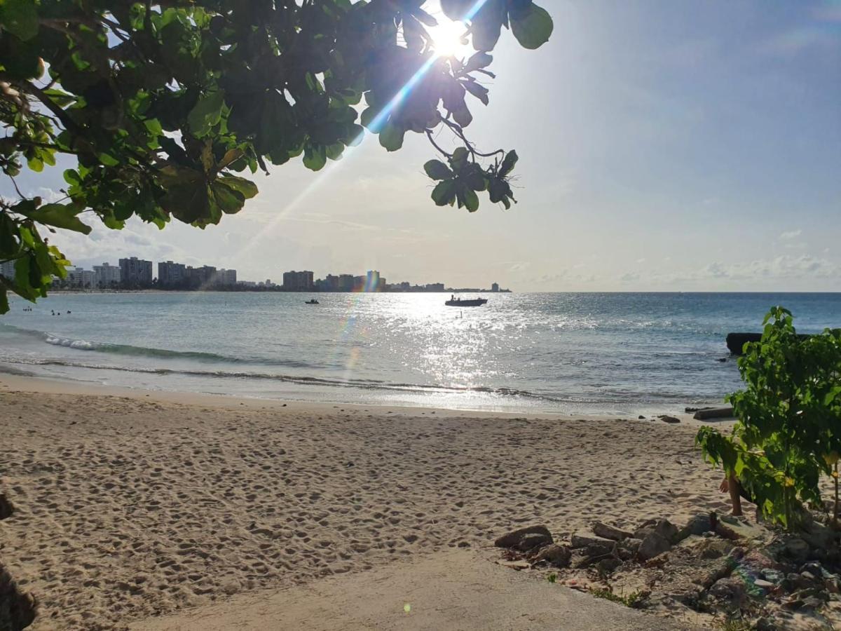 Apartment Sea Breezer Vacation Ocean Front En Condominio Playa Mar San Juan