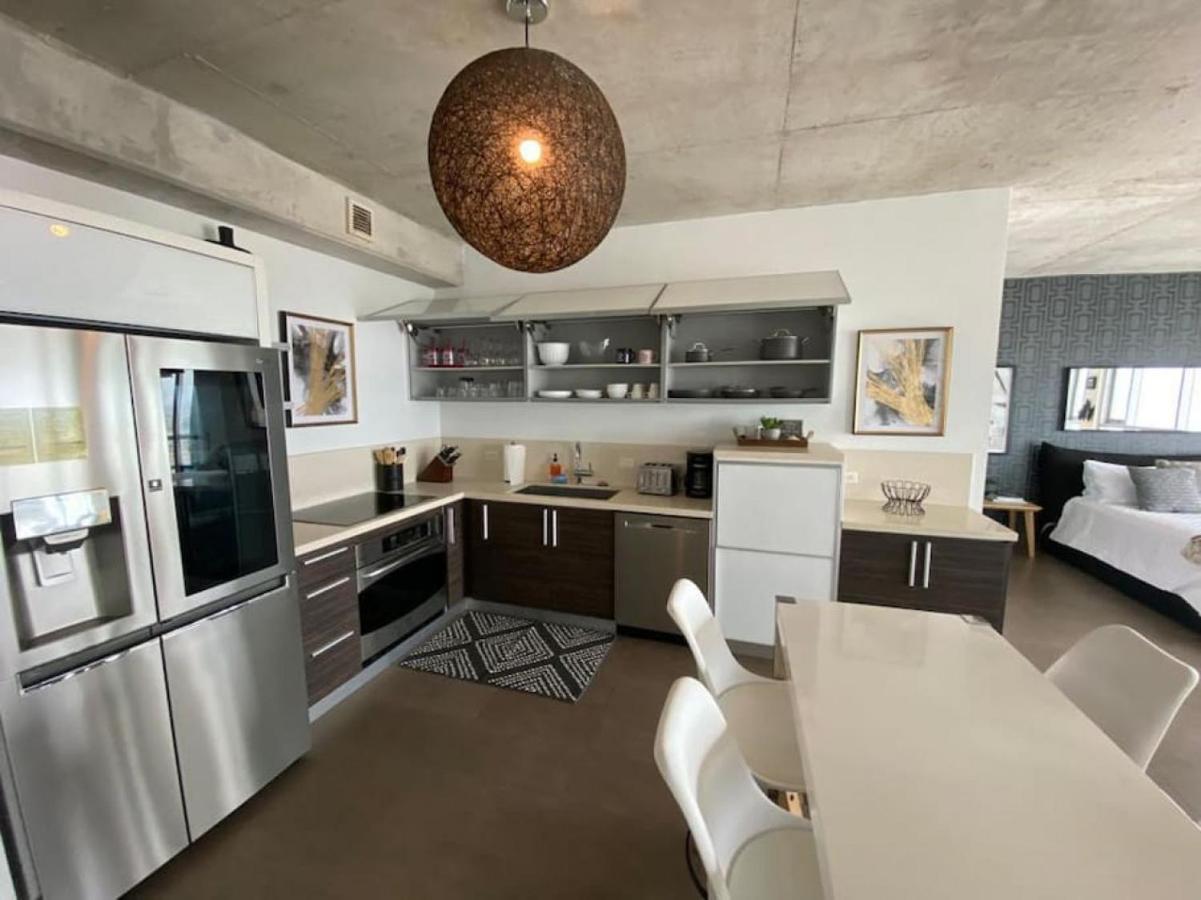 Kasa Skyview Luxury Loft Style 15th Floor * San Juan