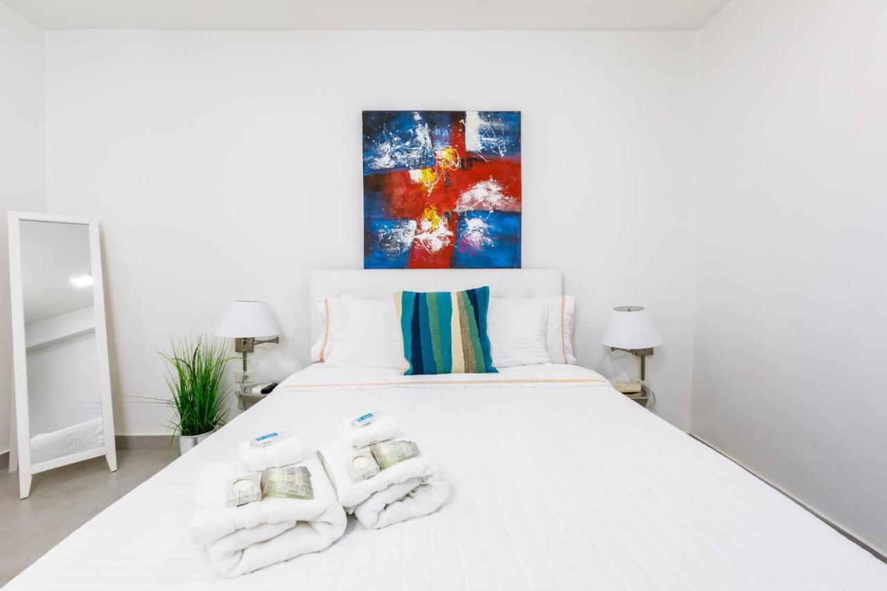 Avila Guest house San Juan