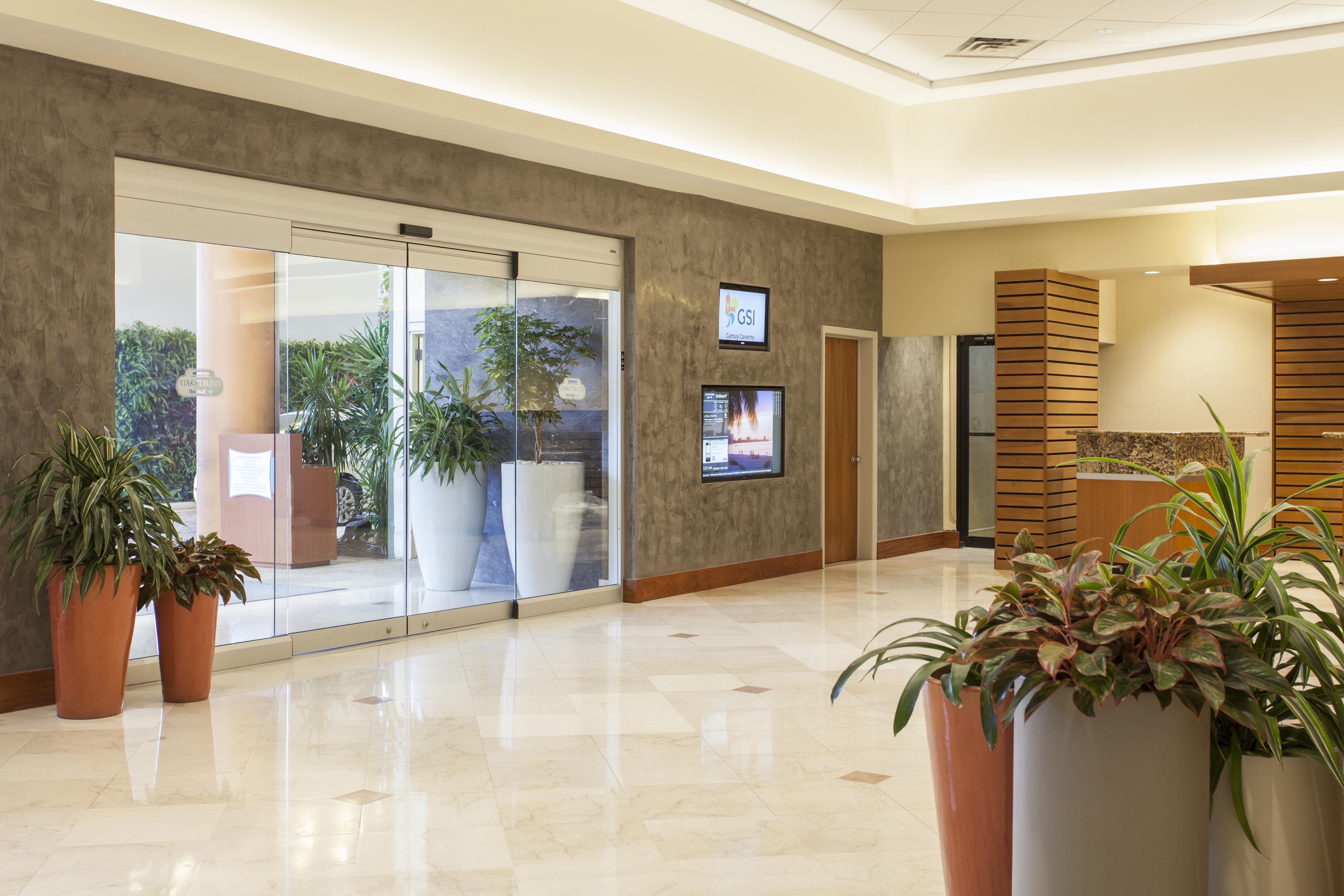Courtyard By Marriott Isla San Juan