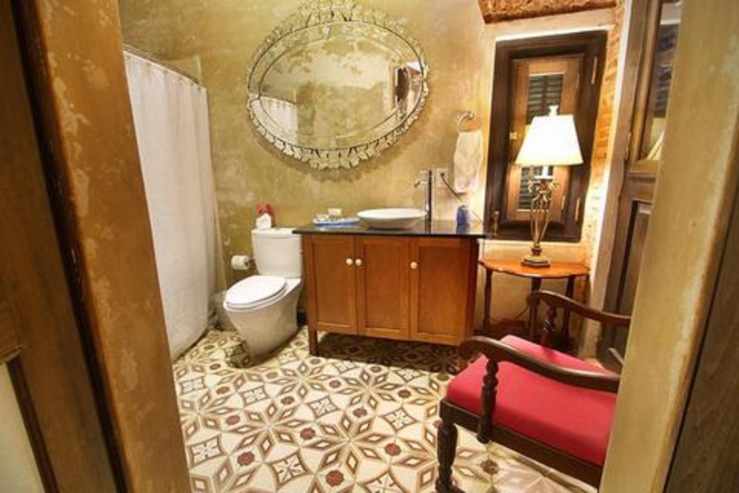 Herencia Hotel 3*