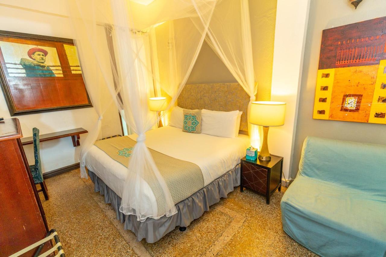 Casablanca 3* San Juan