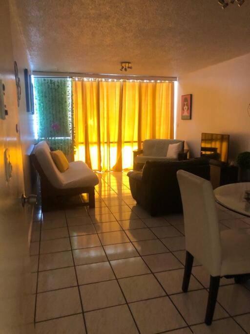 Beach Apt At Marbella Del Caribe 3 Apartment *
