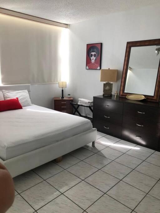 Beach Apt At Marbella Del Caribe 3 Apartment *