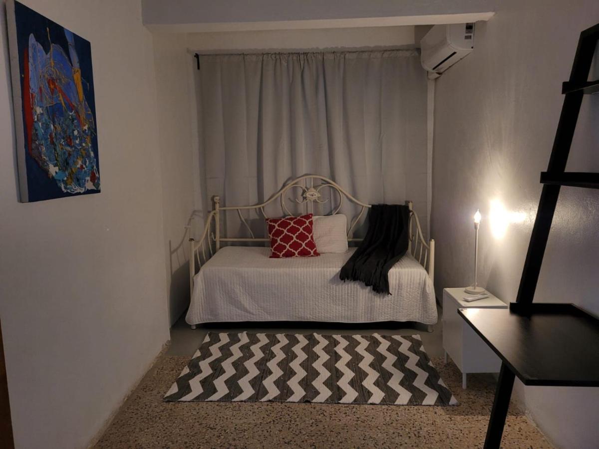 Jb23 Apts 3 Bedroom Near Airport *