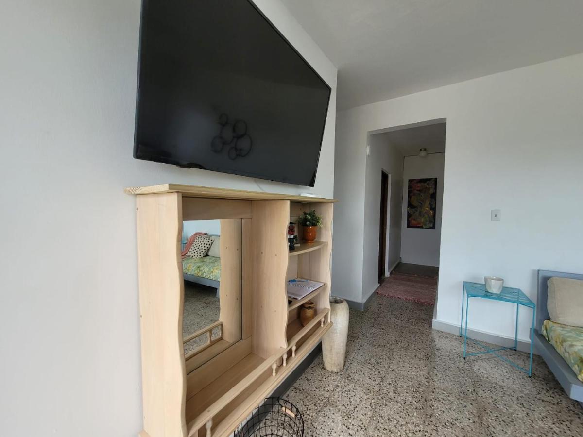 Apartment Jb23 Apts 3 Bedroom Near Airport