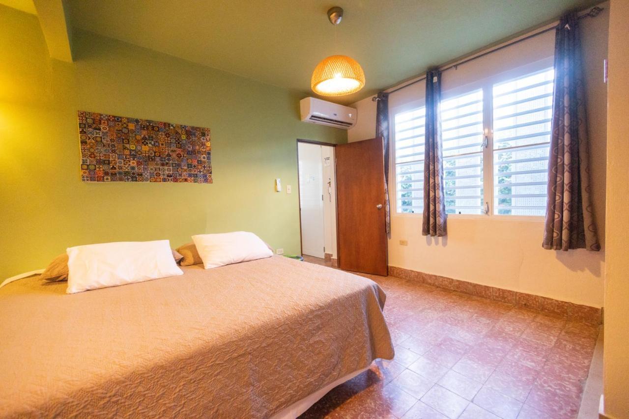 La Esmeralda Pr Guest house