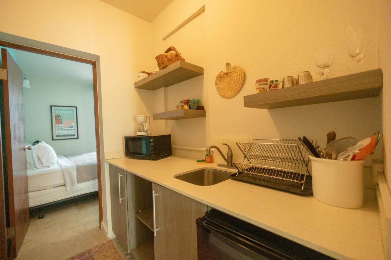 La Esmeralda Pr Guest house 3*