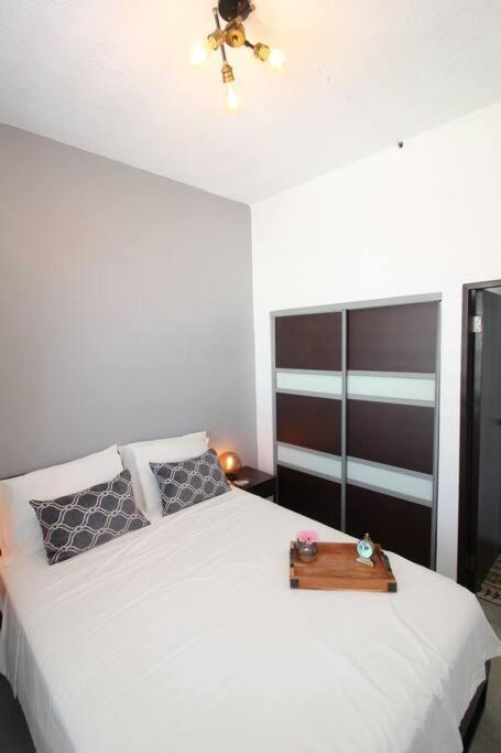Apartment A2-quaint 1b-fast Wifi-walk To Restaurants, Beach