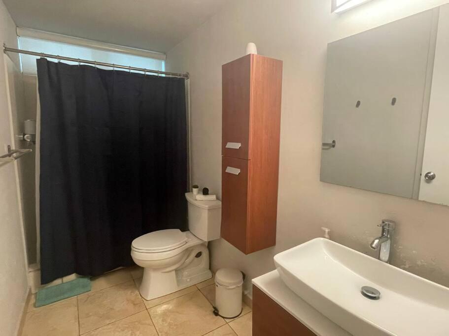 Front 2 Bedroom 1 Bathroom Apt. San Juan