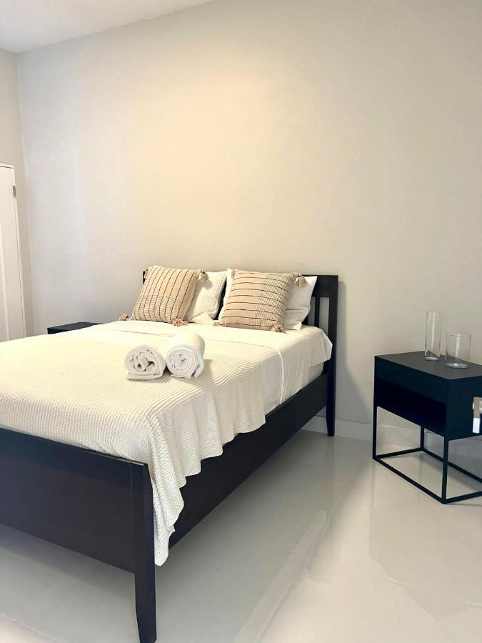 Apartment Breathtaking 2-bedroom Beachside San Juan