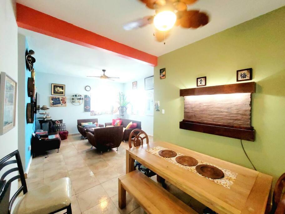 Holiday home Family House, San Juan, Puerto Rico-beach, Restaurants, Airport *