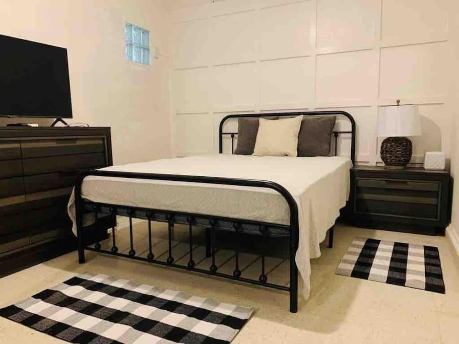 Homestay Private In Duplex W 4 Baths Fq Beds 1-3ppl *