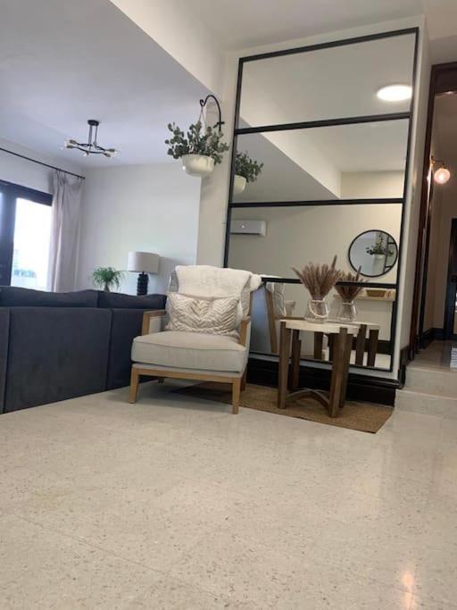 Private In Duplex W 4 Baths Fq Beds 1-3ppl San Juan