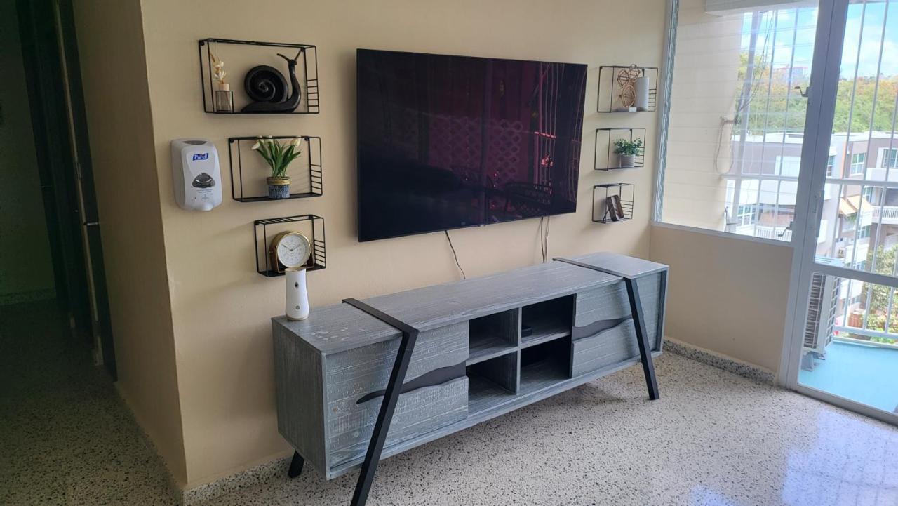 Newly Renovated Modern In Center With Backup Electricity And Gated Security 602 *
