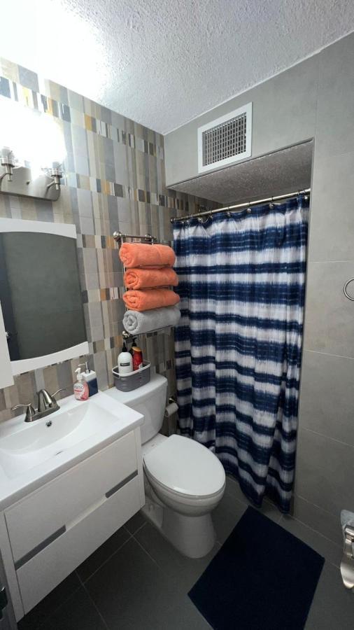 Newly Renovated Modern In Center With Backup Electricity And Gated Security 602 Apartment *