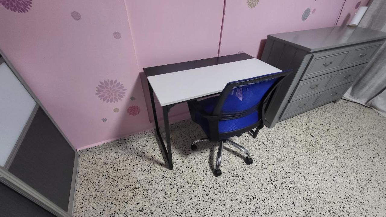 Apartment Newly Renovated Modern In Center With Backup Electricity And Gated Security 602 *