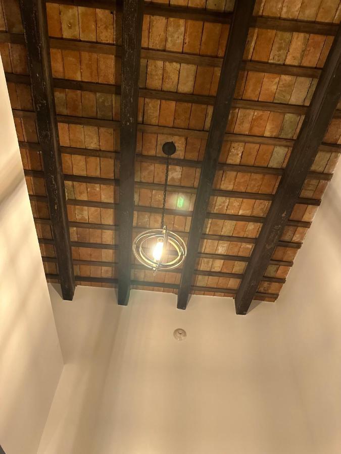 352 Boutique Inn