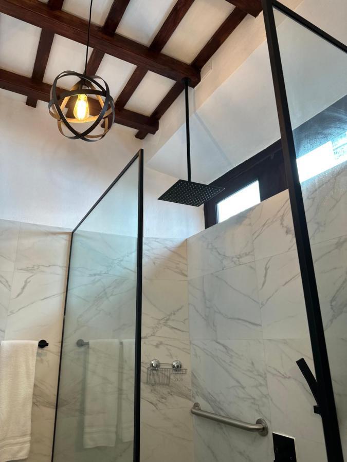 352 Boutique Inn 3*