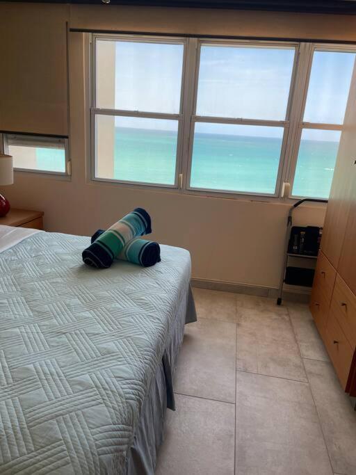 Apartment Ocean Front In Isla Verde! *