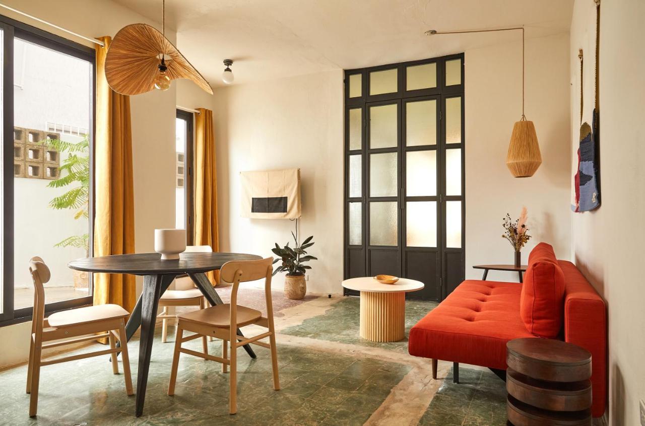 Apartment By Dw *