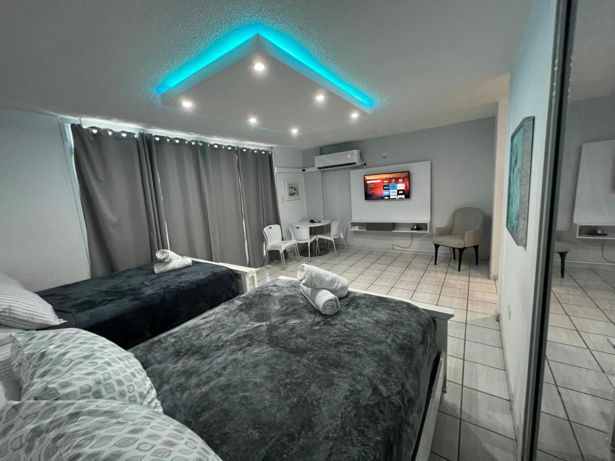 Apartment Isla Puerto Rico, Two Full Beds San Juan
