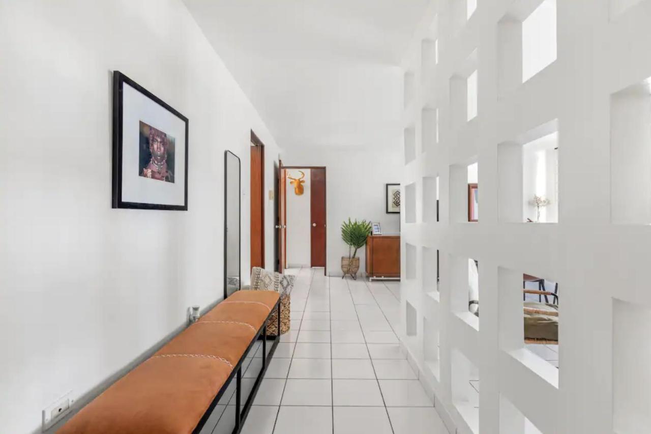 Apartment 2 Bed, 2 Bath Condado Beach Apt With Parking Apts