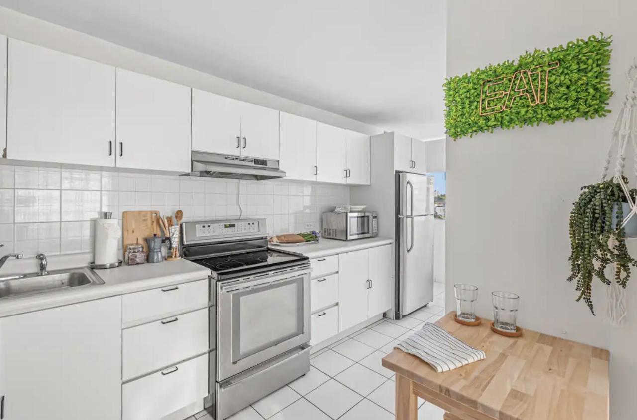 Apartment 2 Bed, 2 Bath Condado Beach Apt With Parking Apts *