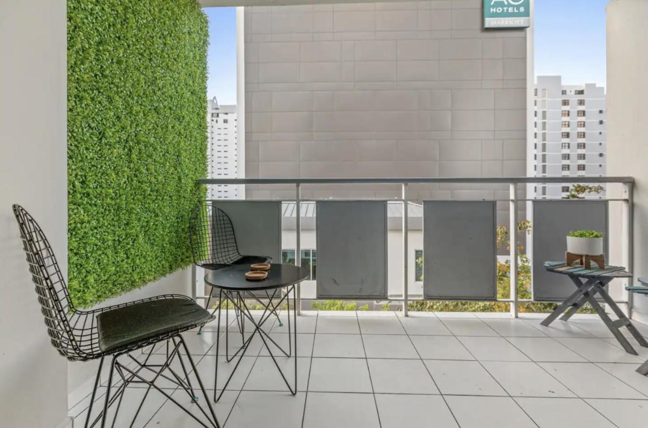 Apartment 2 Bed, 2 Bath Condado Beach Apt With Parking Apts San Juan