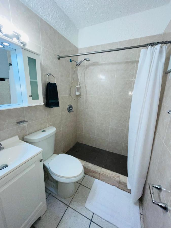 Apartment 2bd 2bth In Unit 1 San Juan