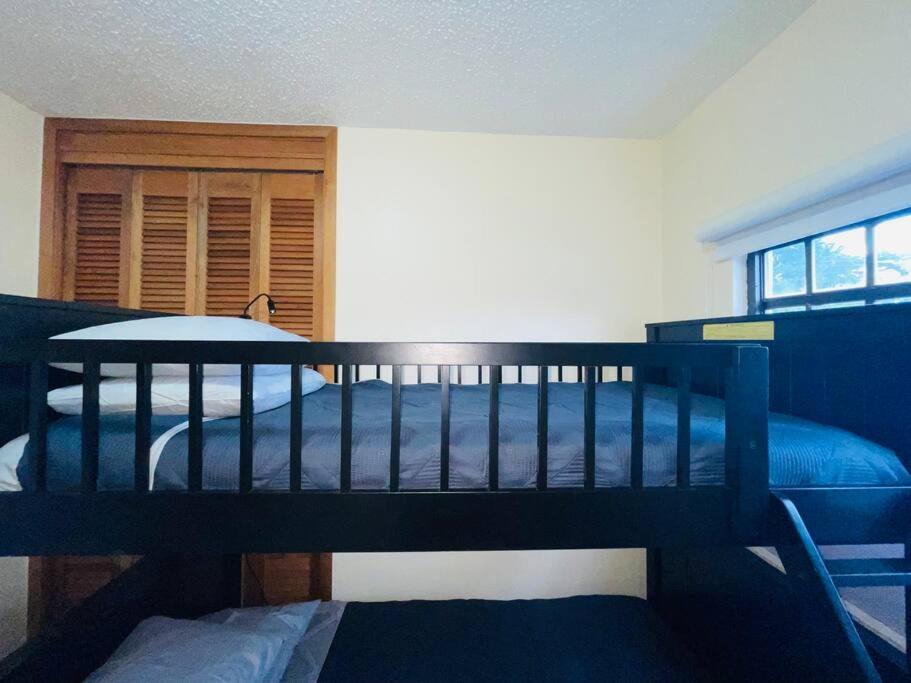 Apartment 2bd/2bth In - Unit 2 *