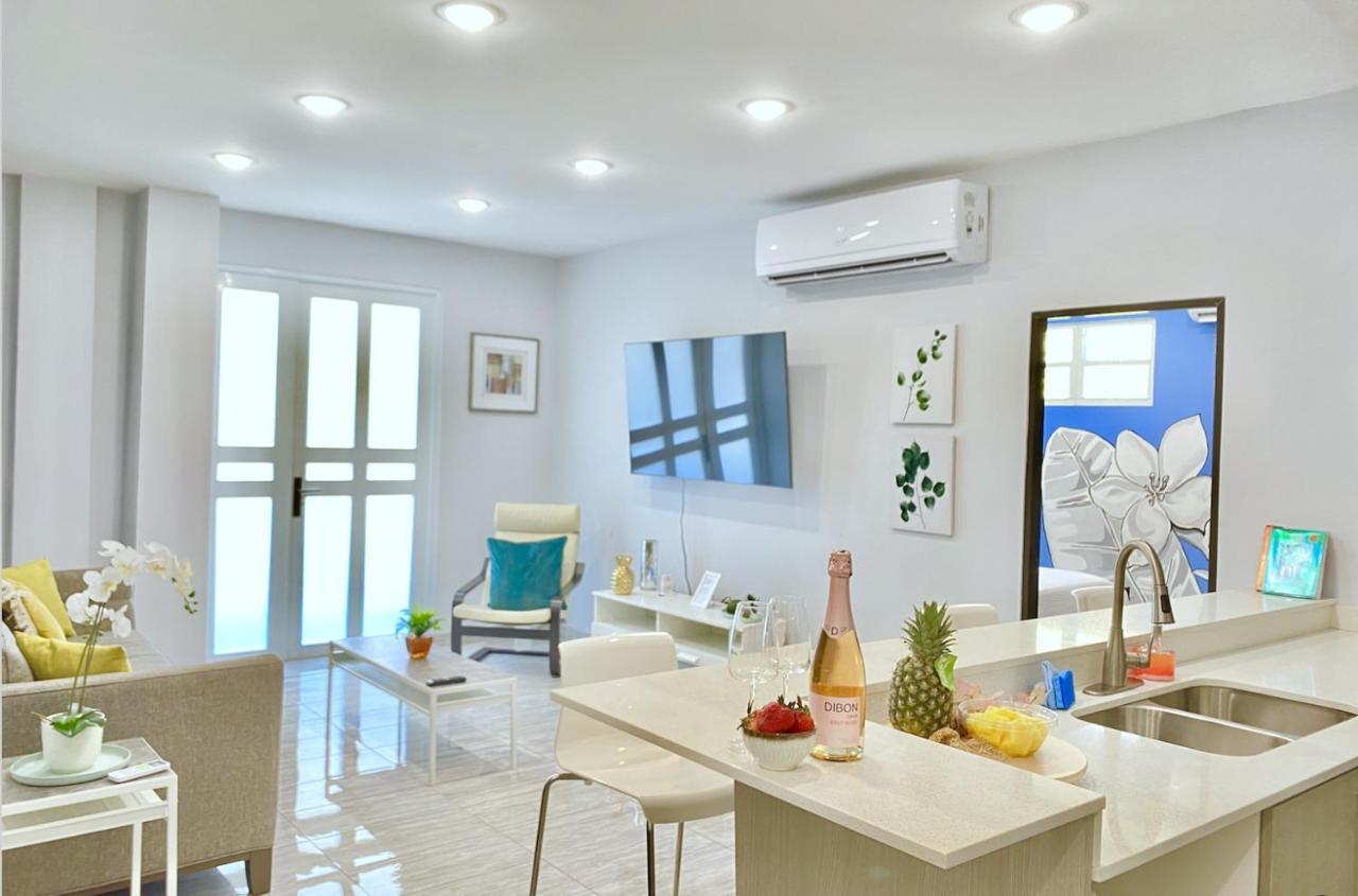 Apartment 1202 Ponce De Leon Suites