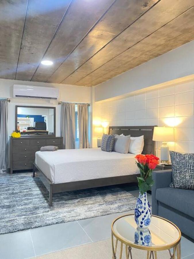 La Placita Santurce Studio Apartment *