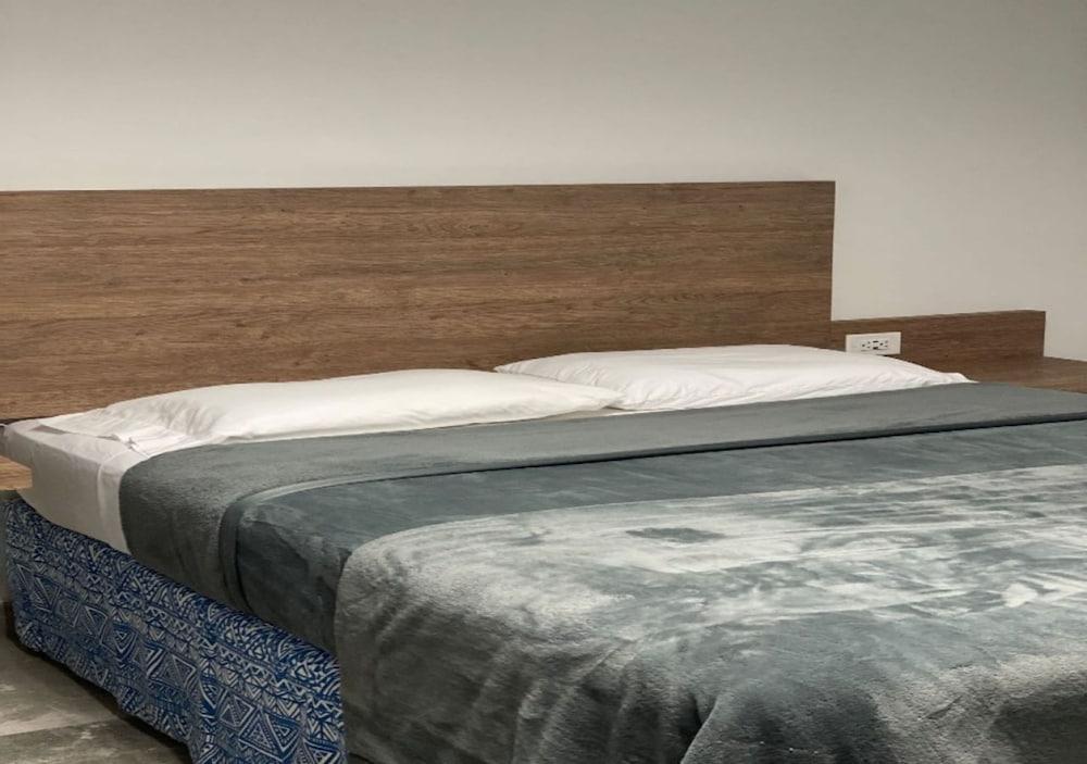 Hotel Casa Condado & Residences 3*