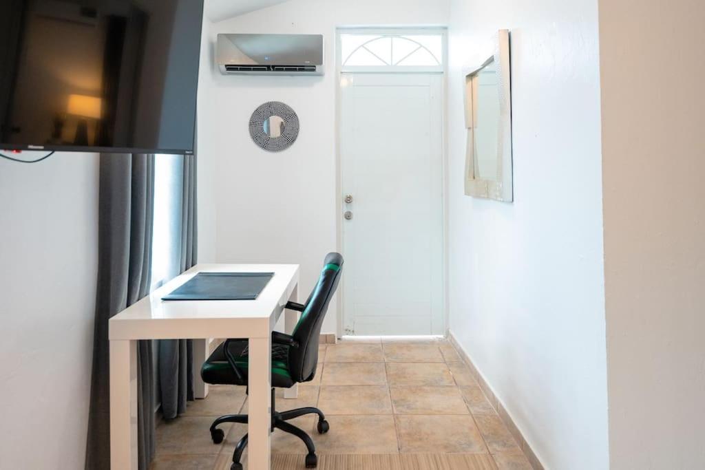 3 Santurce 2 Bedroom 1bathroom Apt San Juan