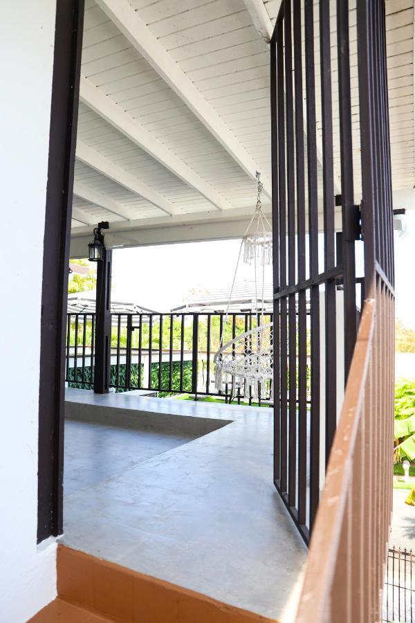 Homestay Pr1654-5 Private Rm W Keypad Qn Bed Balcony Easyparking *