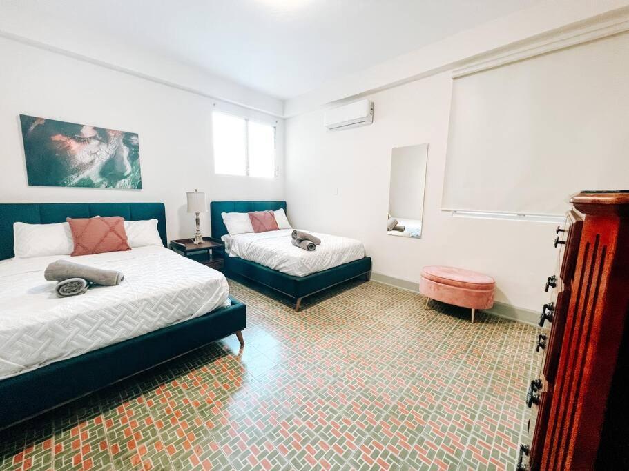 Picaflor 6 Charming Cozy Apt W/balcony @ Miramar Apartment San Juan